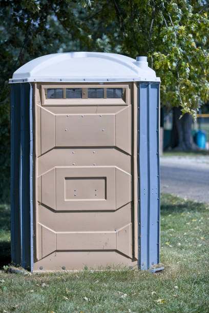 Best Portable restroom solutions  in Little Chute, WI