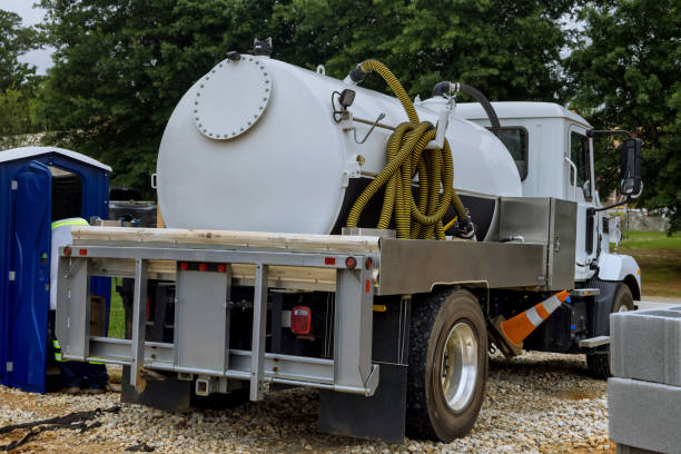 Best Best portable toilet rental  in Little Chute, WI